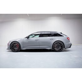 Накладки сплиттеры на пороги на Audi RS6 C8